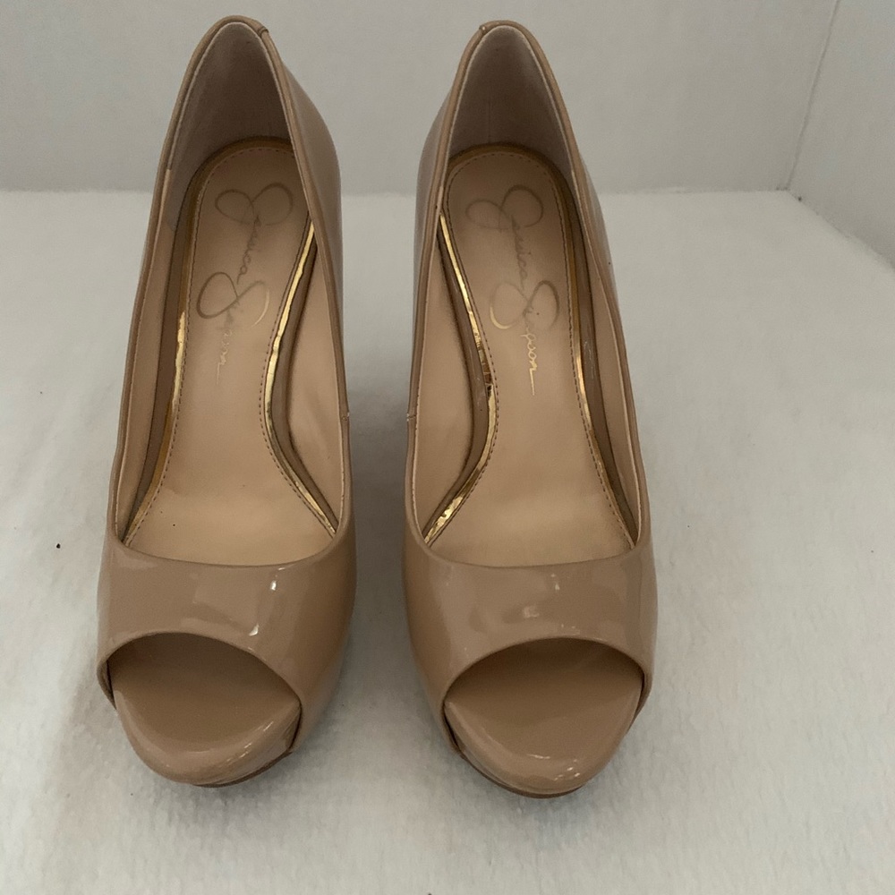 Jessica Simpson wedge